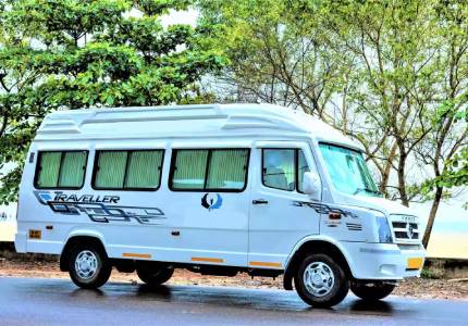 12 Seater Tempo Traveller